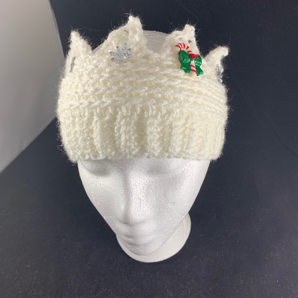 Crochet Crown Earwarmers - Picture 3 of 5